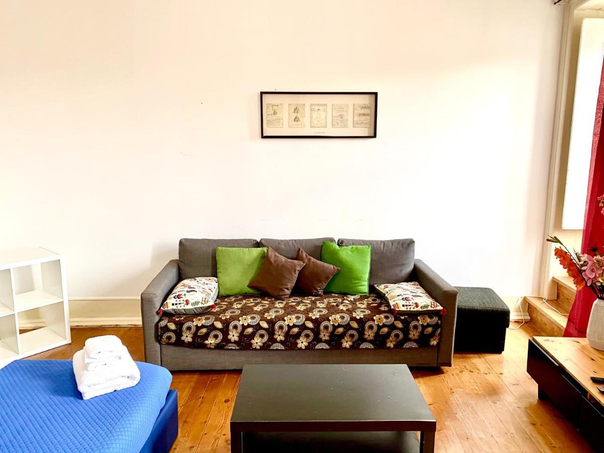 Classic Chiado 1 - Central Guest House Room With Shared Bathroom Lisboa Екстериор снимка
