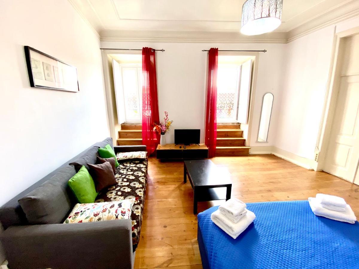 Classic Chiado 1 - Central Guest House Room With Shared Bathroom Lisboa Екстериор снимка